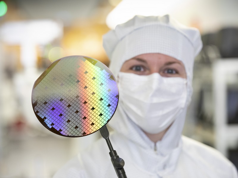Bosch plánuje rozšířit výrobu polovodičů